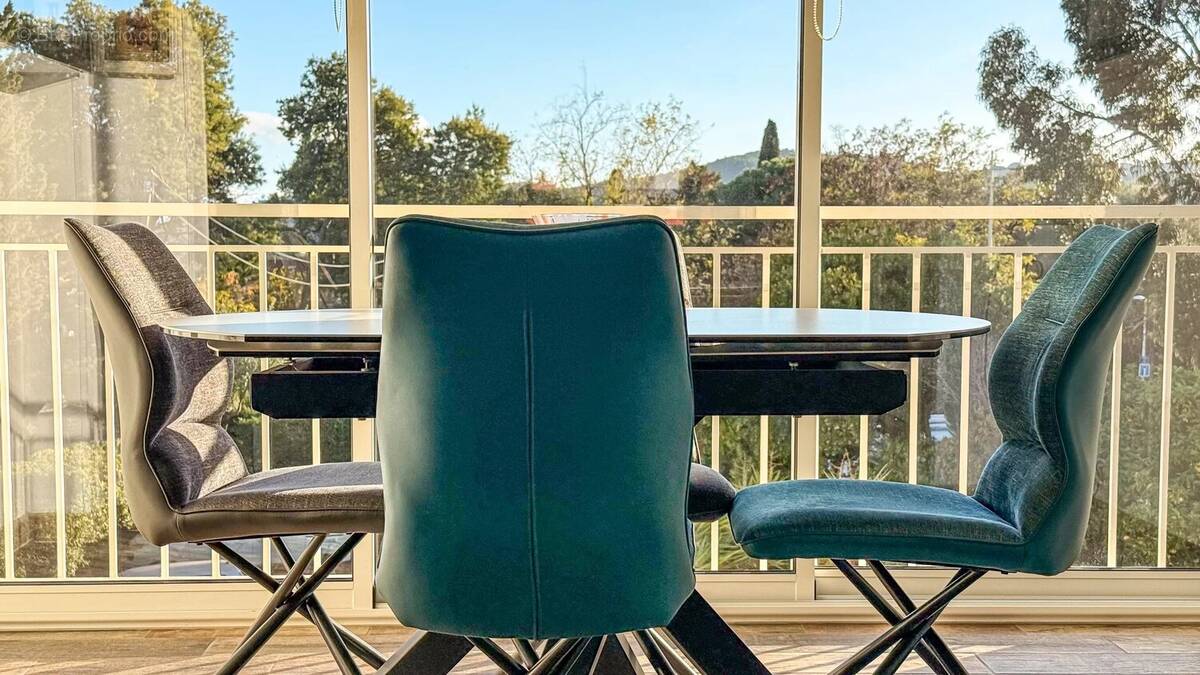 Appartement à BORMES-LES-MIMOSAS