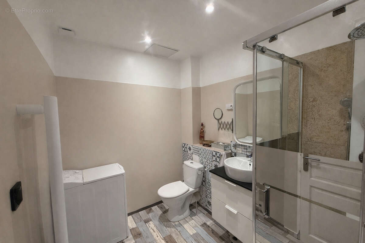 Appartement à GONFARON