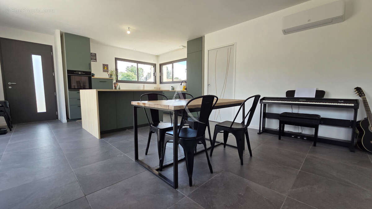 Maison Contemporaine de 104 m² à Saint-Hilaire-de-Riez - photo 6