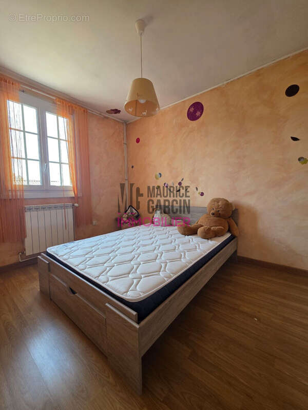 Maison 107 m² à Morieres-Les-Avignon  - photo 7