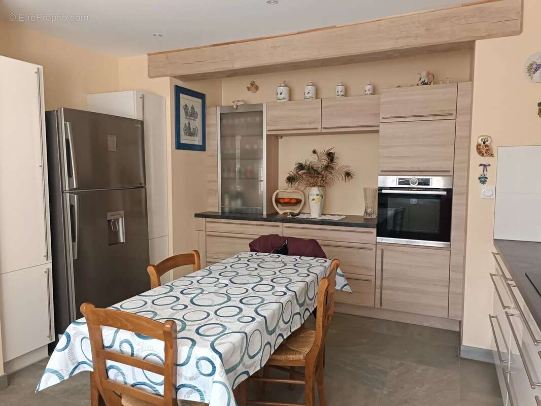 Maison à MONTMORILLON