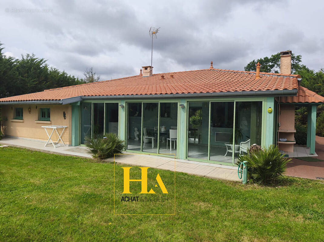 Maison à SAINT-JEAN-DE-MARSACQ