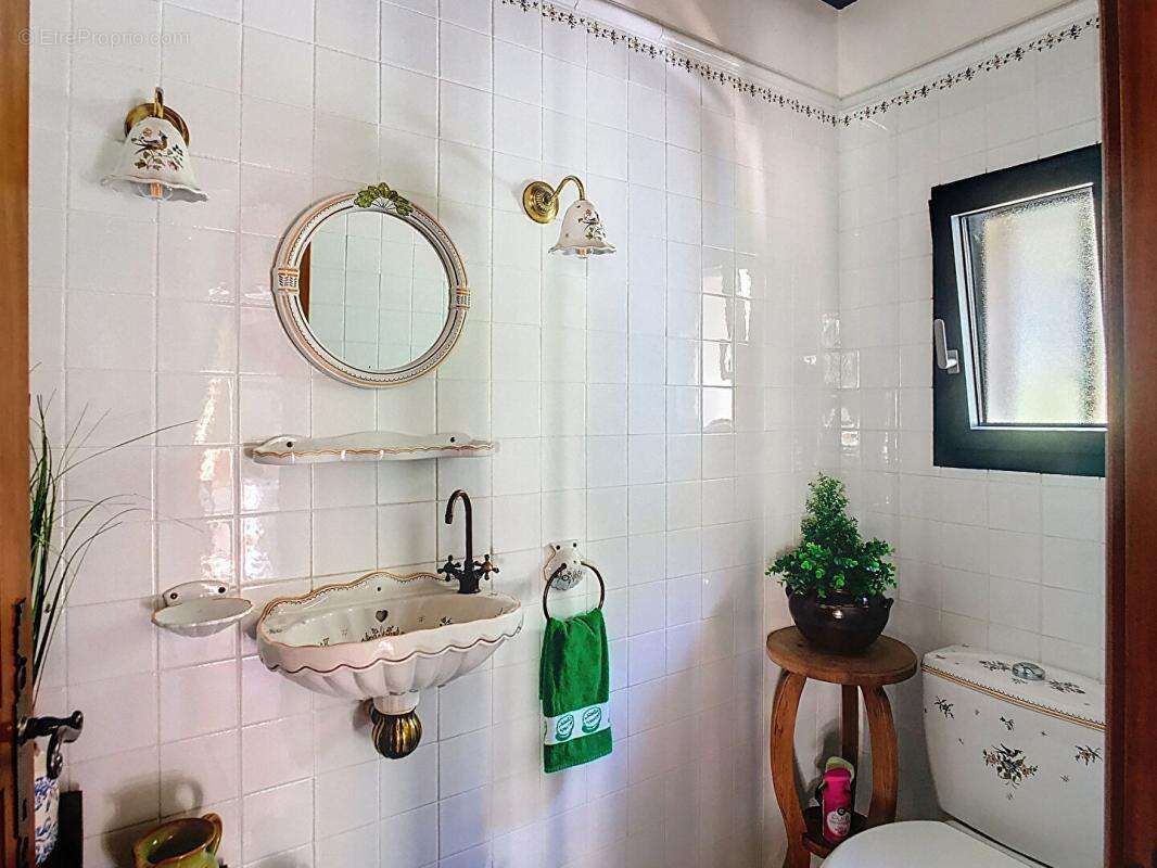 Maison à BEYNAC-ET-CAZENAC