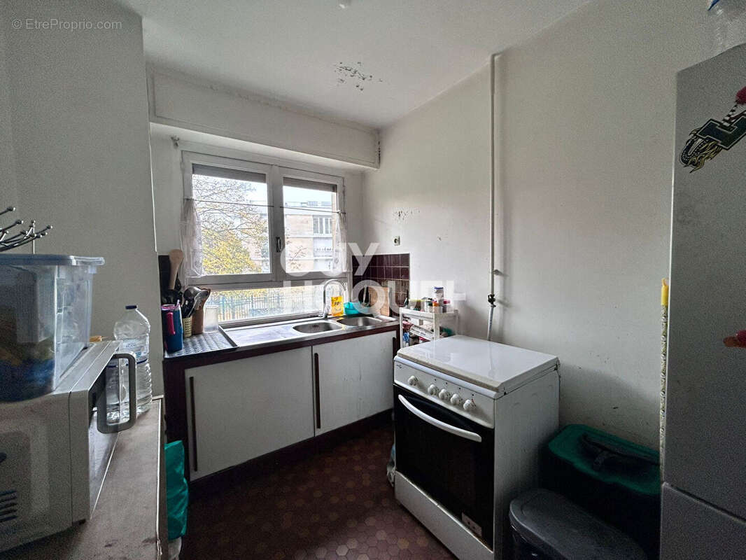 Appartement à FRESNES