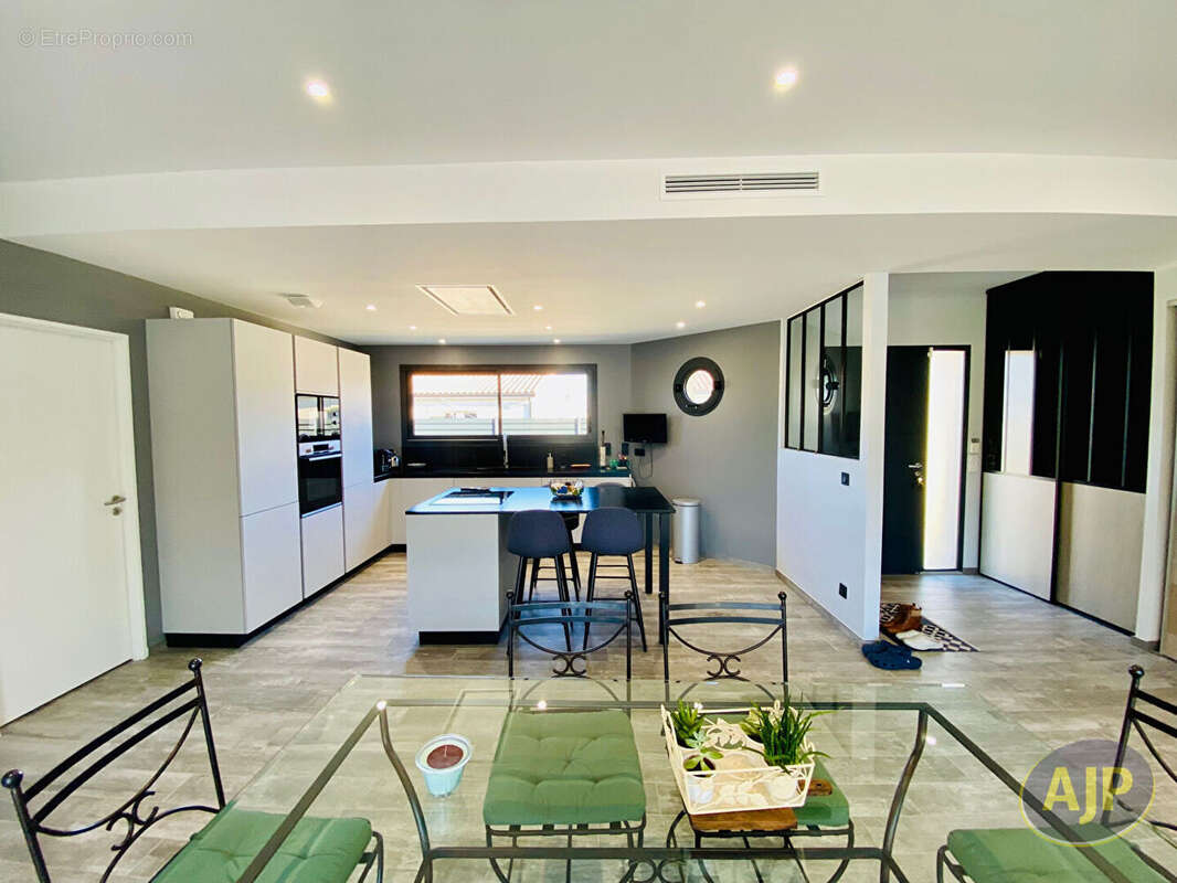 Maison à LESPARRE-MEDOC