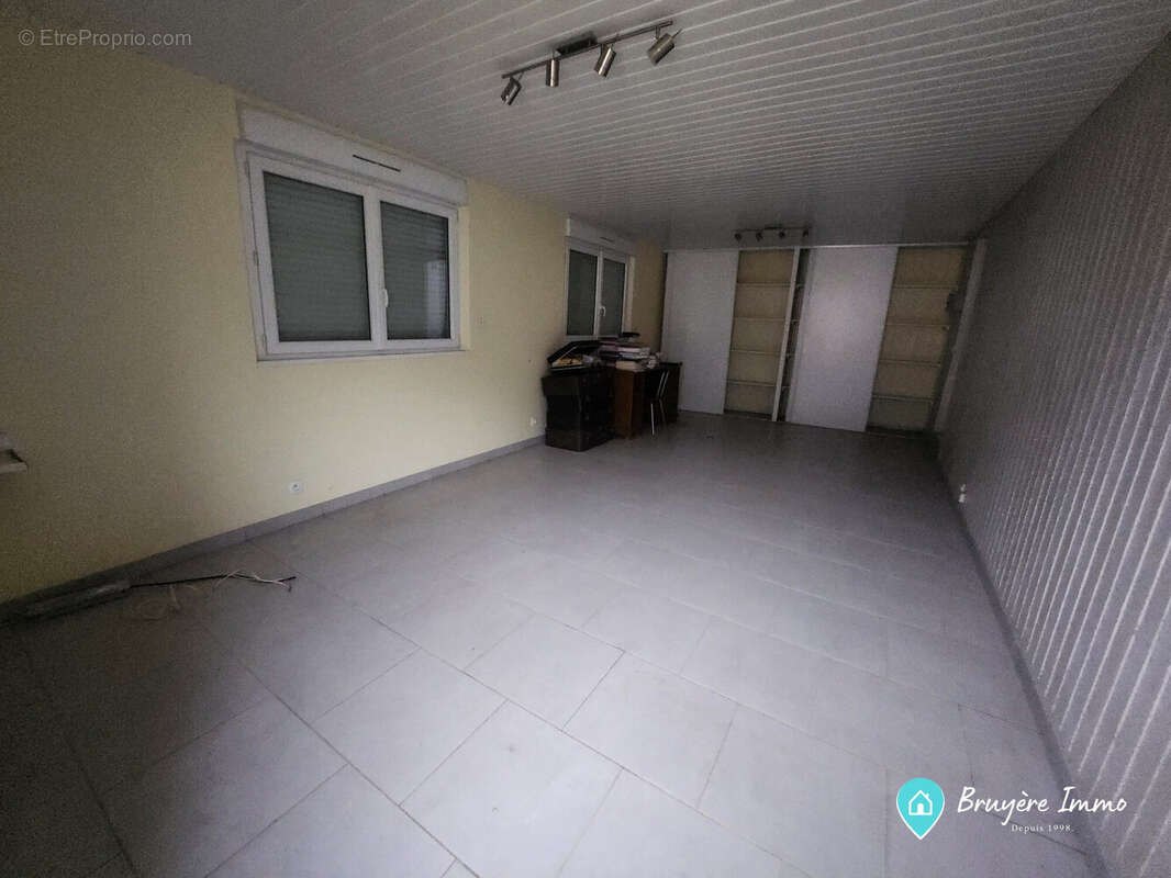 Commerce à LA BOUTEILLE