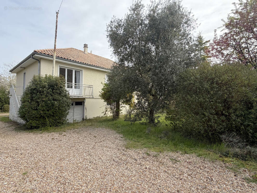 Maison à BUXEROLLES