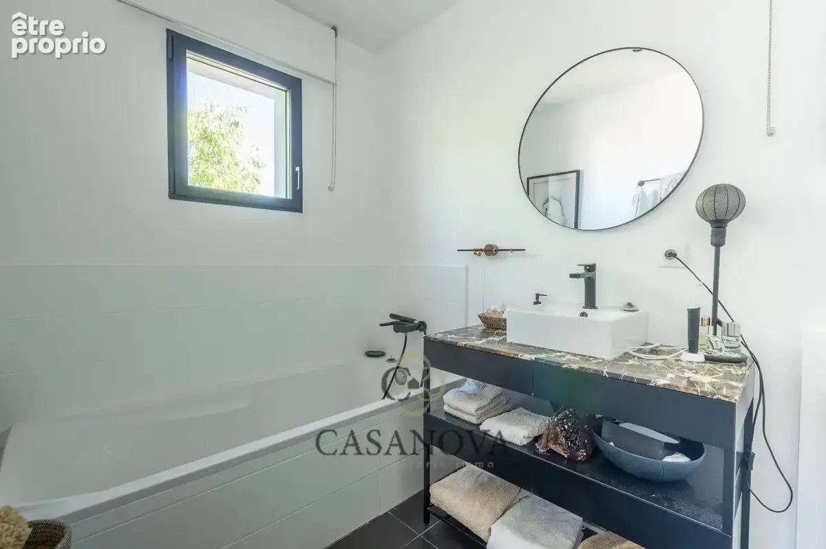 Villa contemporaine 110 m² avec piscine et jardin à Sète - photo 20