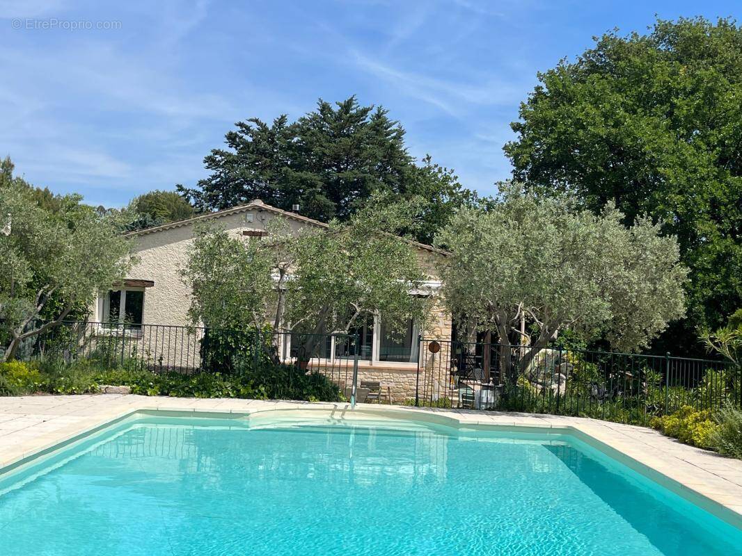 Maison à VAISON-LA-ROMAINE