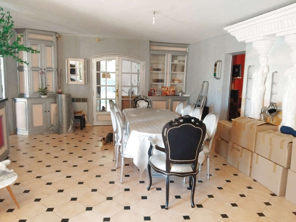 Maison à HYERES