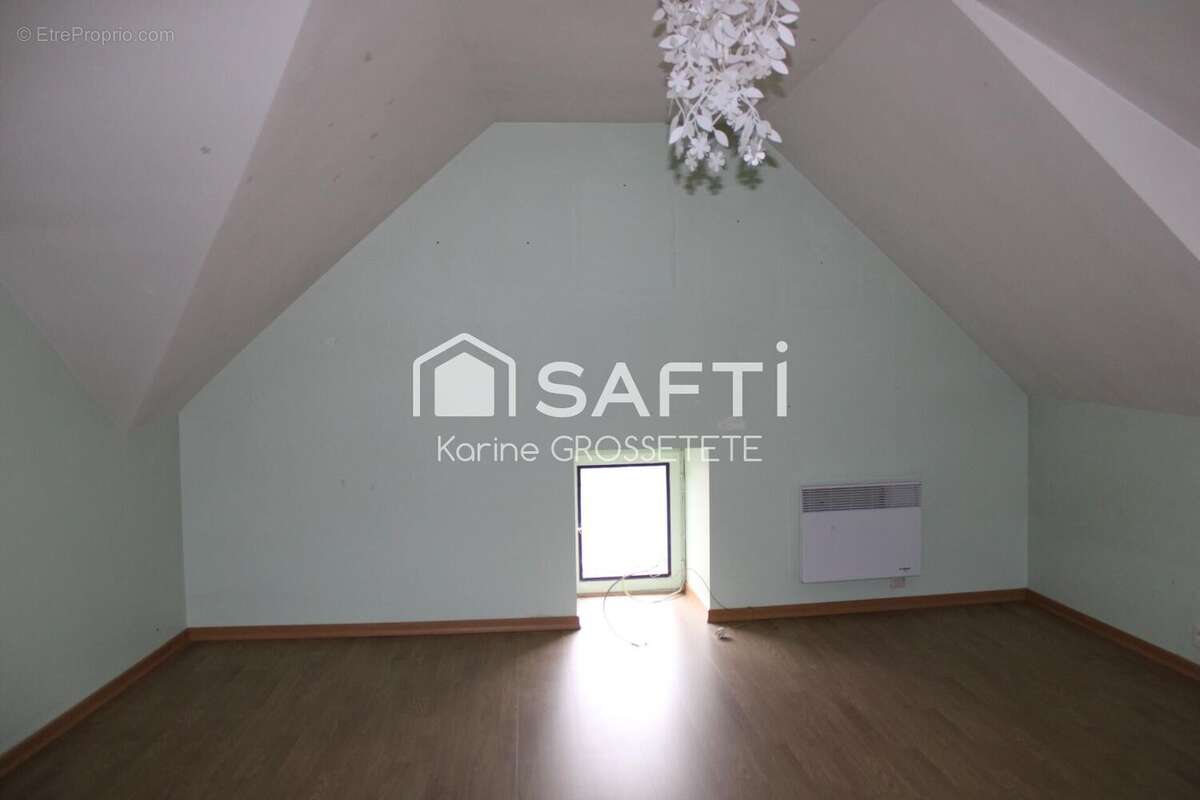 Photo 8 - Maison à BIERRY-LES-BELLES-FONTAINES