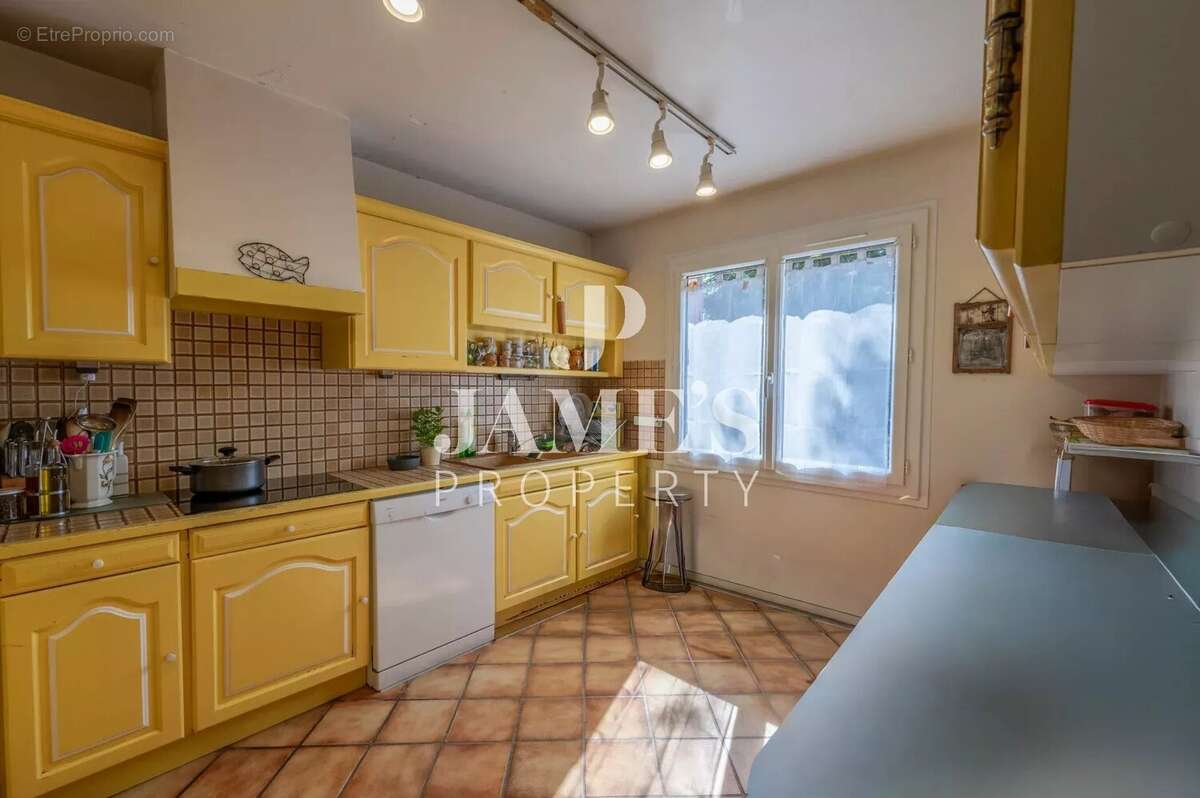 Maison à SAINT-REMY-DE-PROVENCE