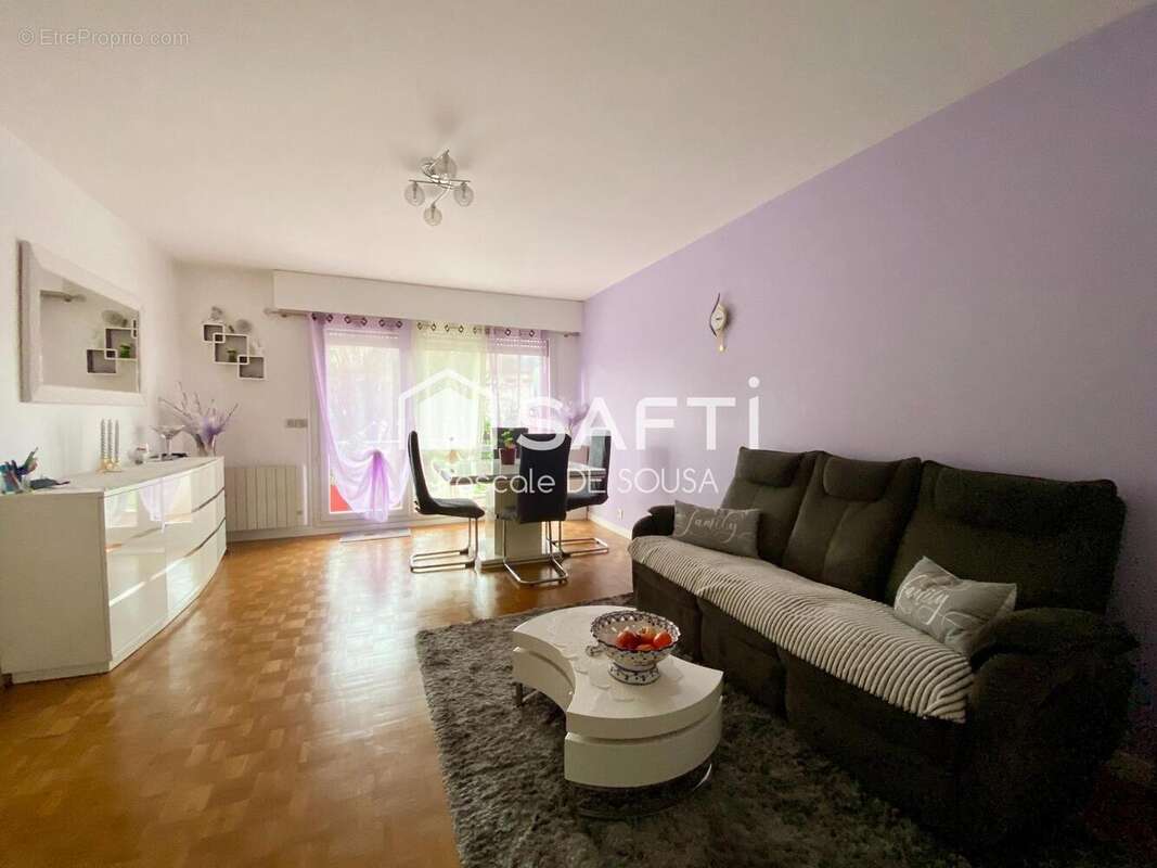 Photo 2 - Appartement à RUEIL-MALMAISON