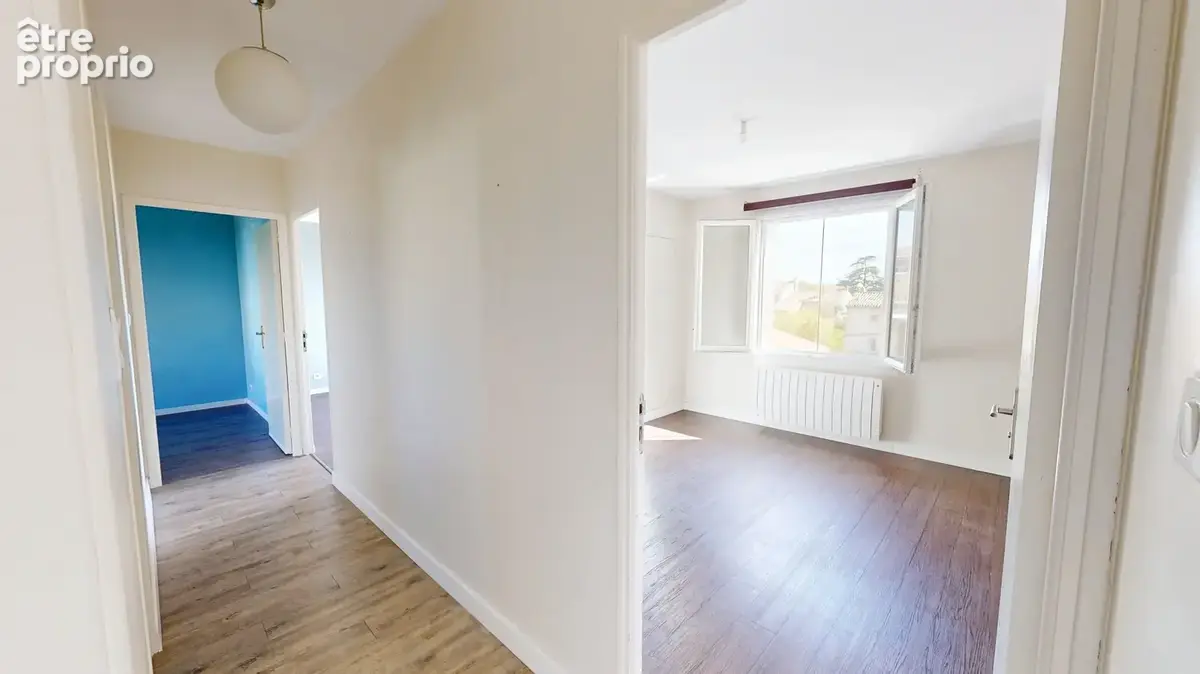 Manosque - appartement t5 avec balcon loggia et garage ! - photo 8