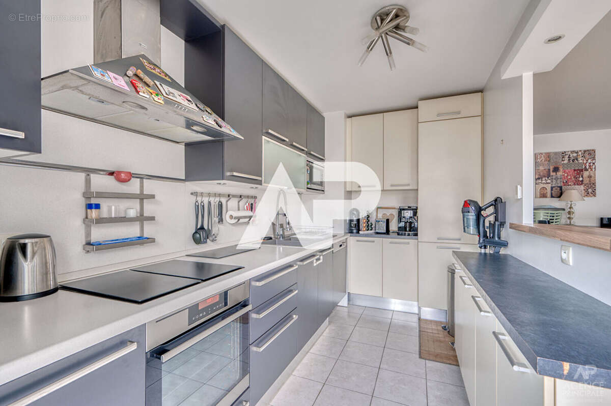 Appartement à RUEIL-MALMAISON