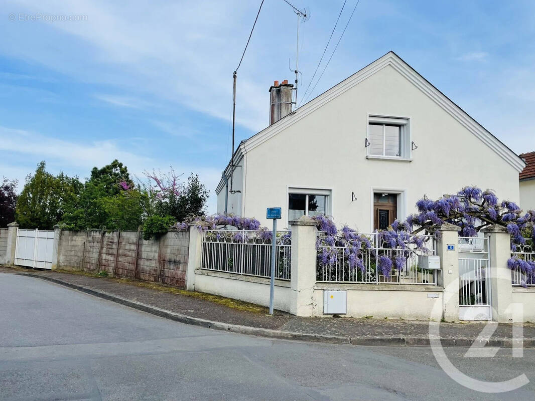 Maison à CHATEAUDUN
