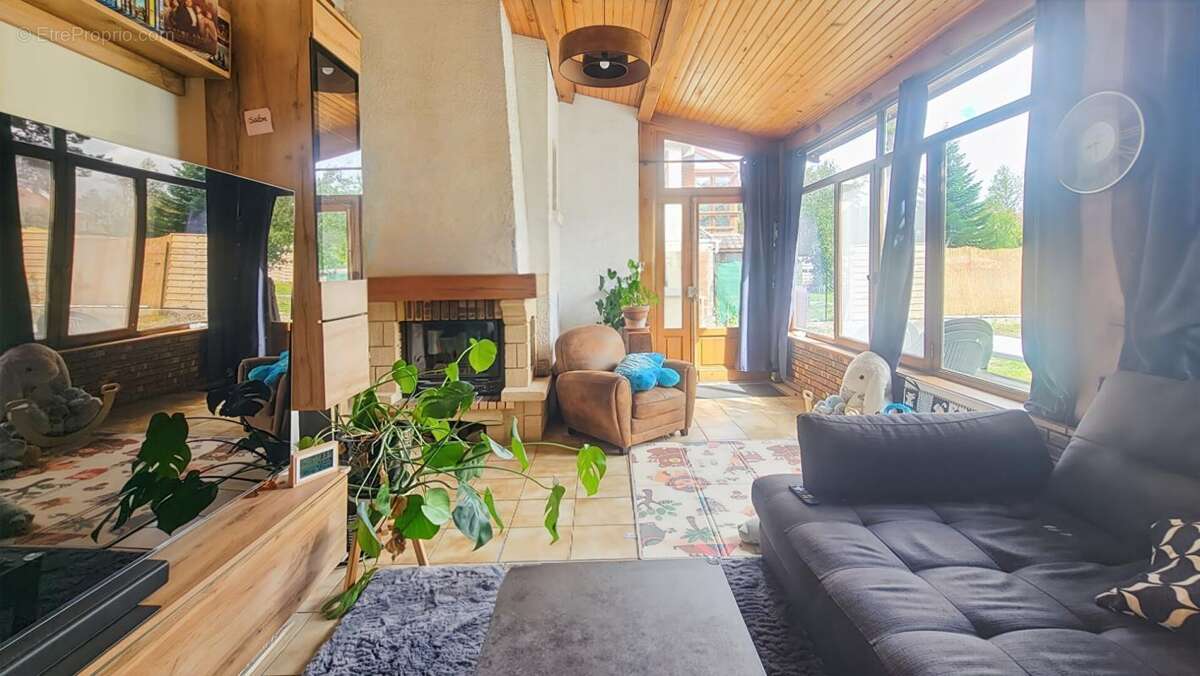 Maison à VAIRES-SUR-MARNE