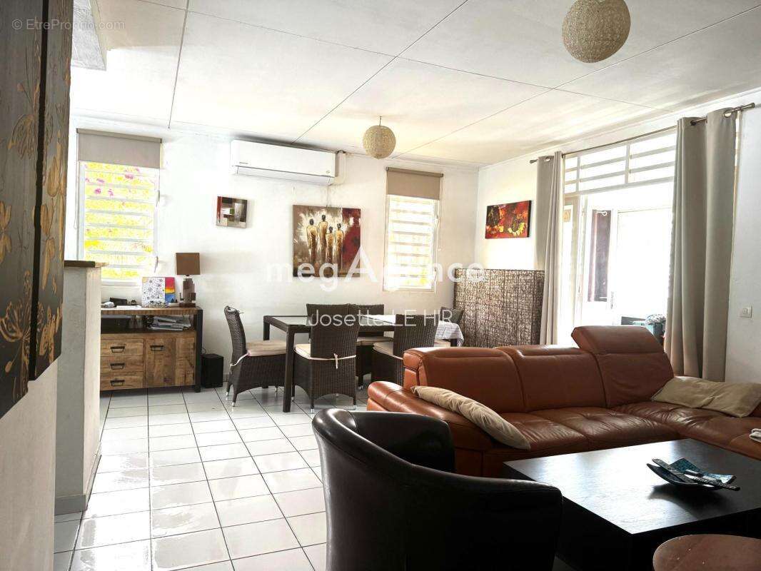Villa 4 pièces 82 m² Montabo Cayenne - photo 4