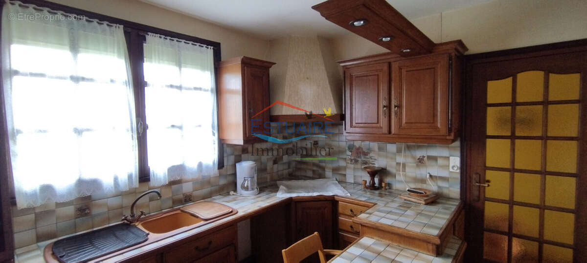 Maison à SAINT-ETIENNE-DE-MONTLUC