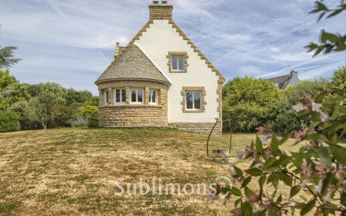 Maison à LOCOAL-MENDON