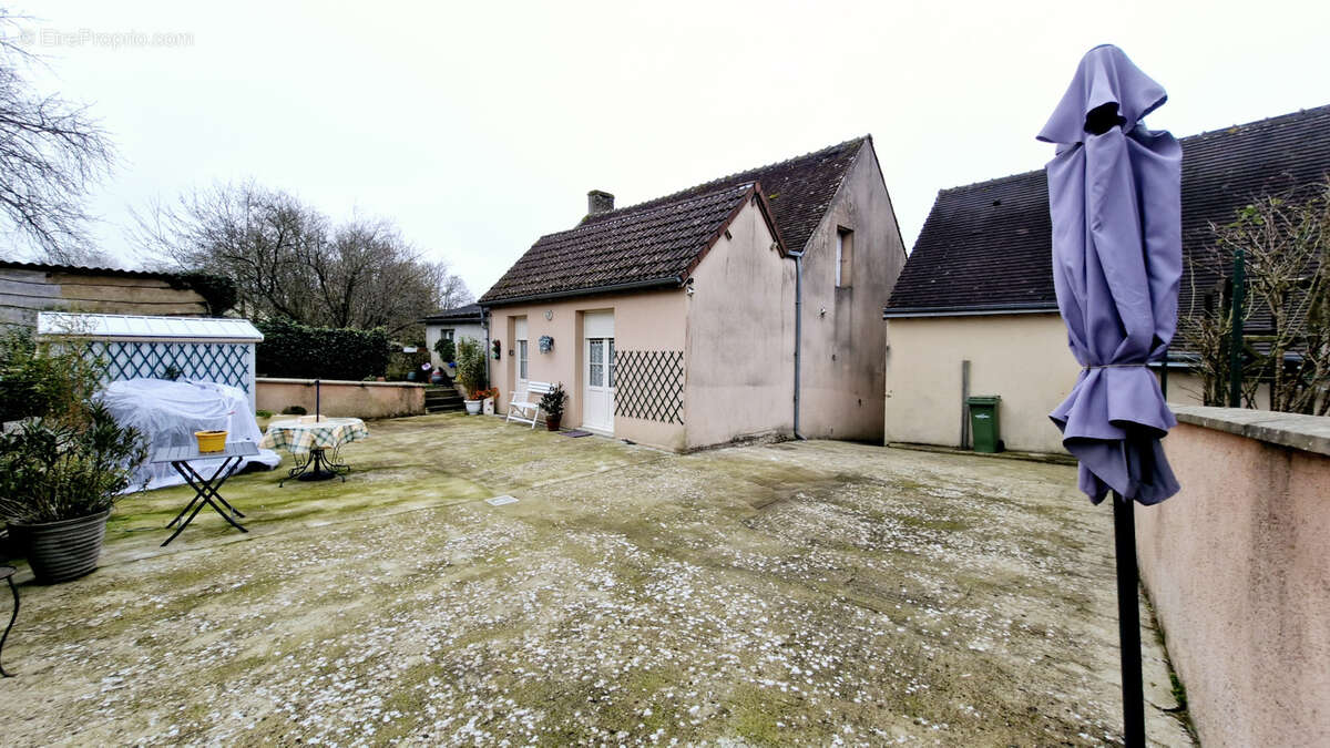 Maison à LAMNAY