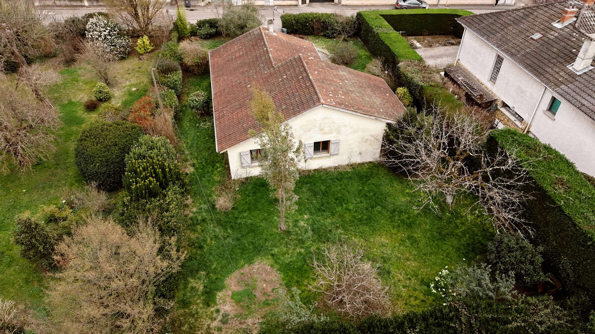 Maison à CHAPONOST