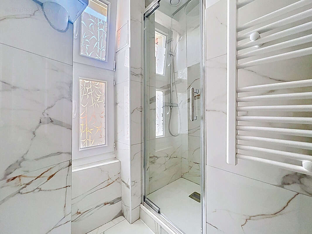 Appartement à CLICHY
