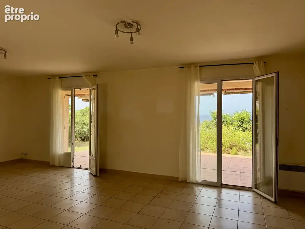 Maison individuelle avec terrasse vue mer et garage - photo 12