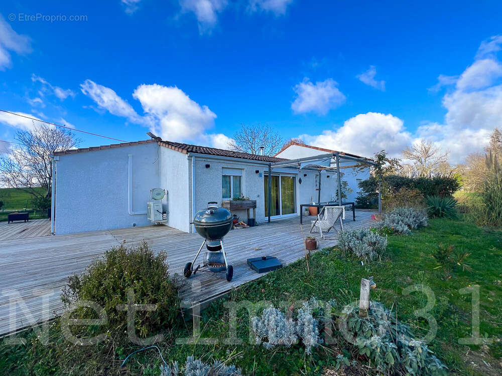 Maison T4 avec jardin et garage - photo 9