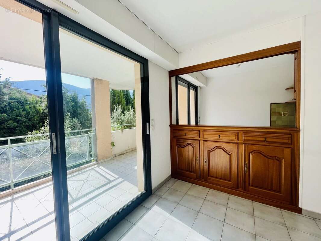 Appartement à NYONS