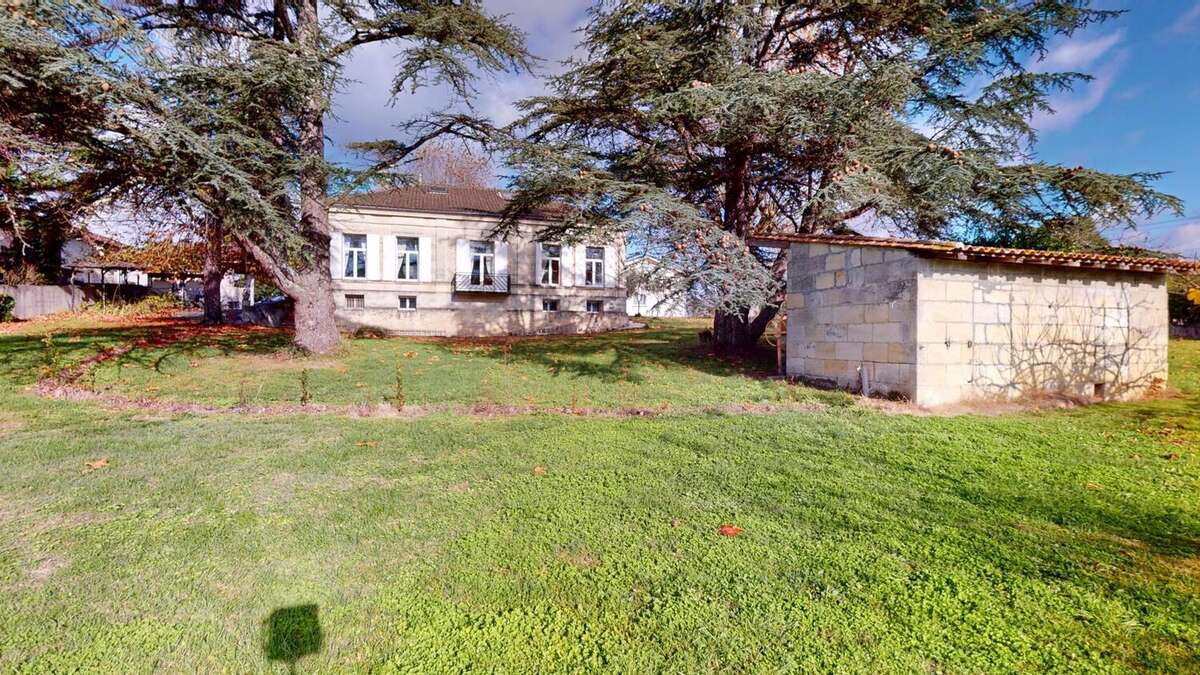 Photo 2 - Maison à FARGUES-SAINT-HILAIRE