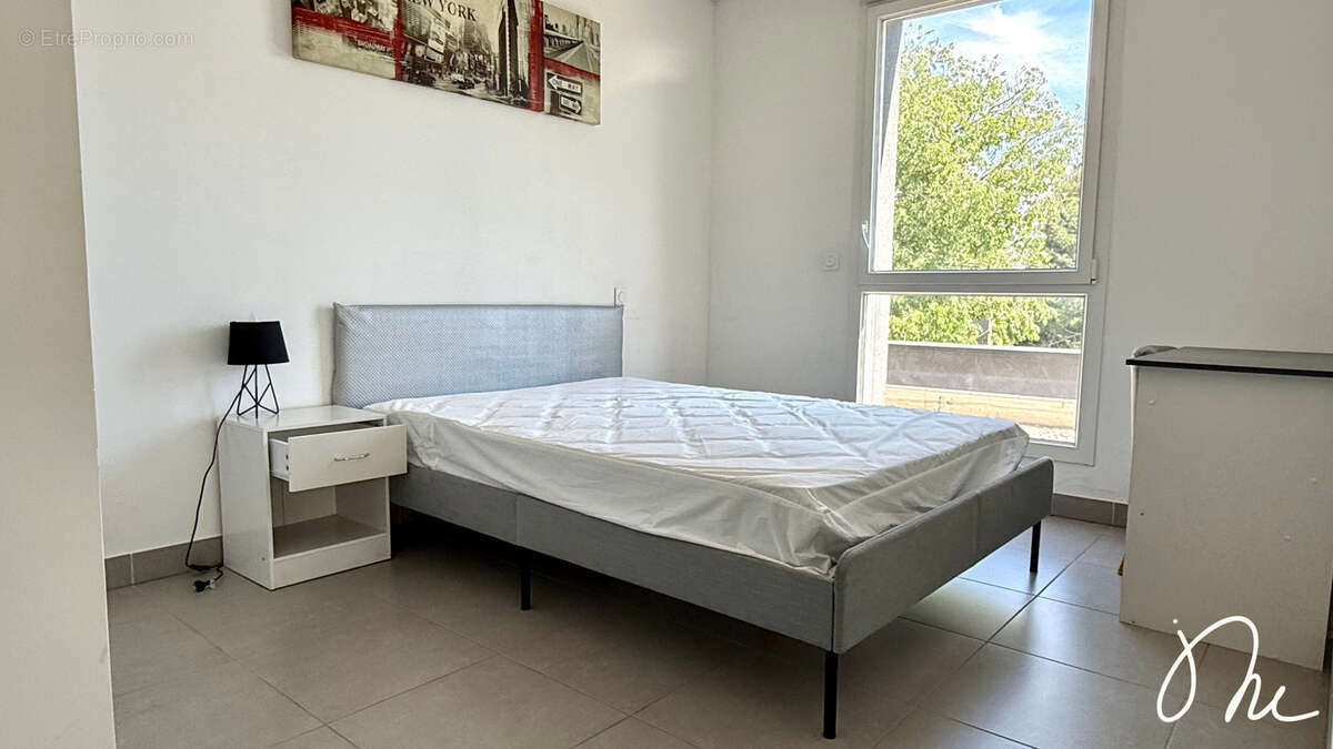 Appartement lumineux T4/T5 avec terrasse, garage et parking - photo 6