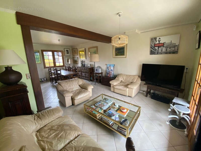 Maison à HENOUVILLE