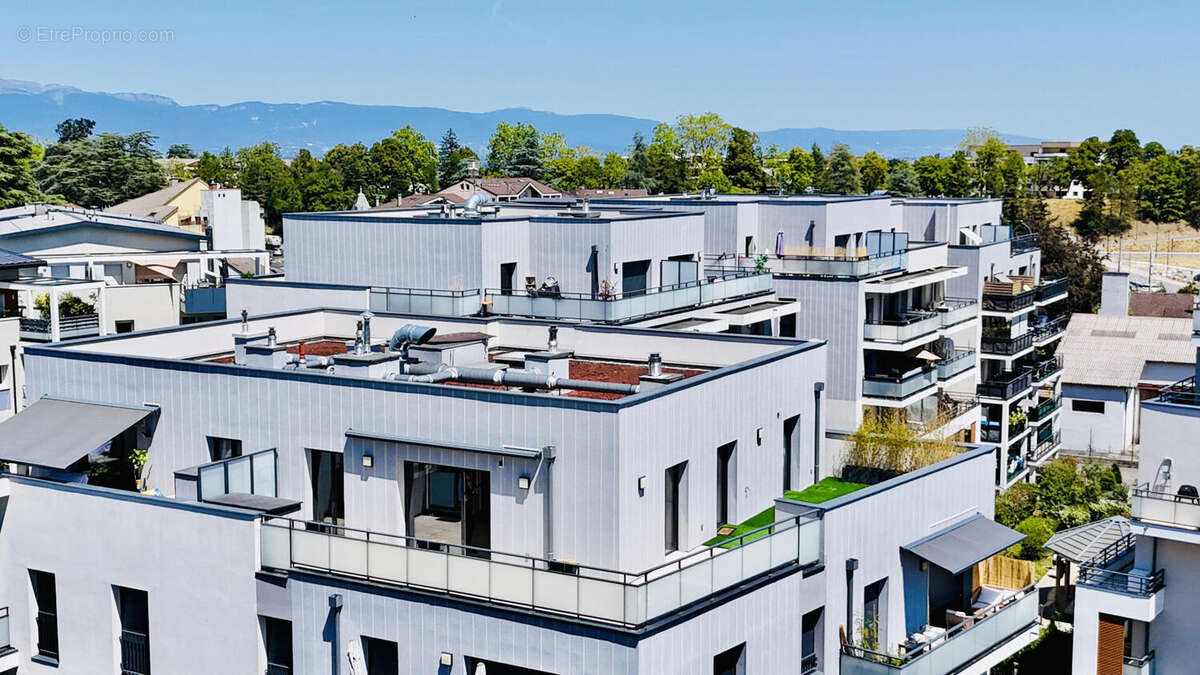 St Julien-en-Genevois centre, Appartement T4 en ATTIQUE avec terrasse de 64,17 m² dans résidence de 2018... - photo 10