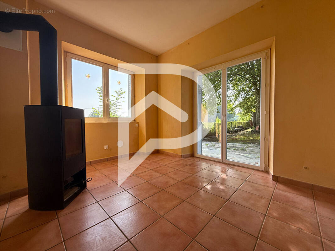 Appartement à OLORON-SAINTE-MARIE