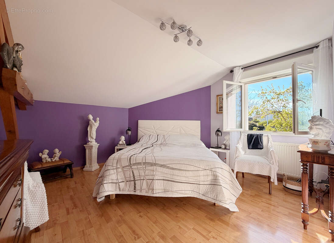 Maison à BOURGOIN-JALLIEU