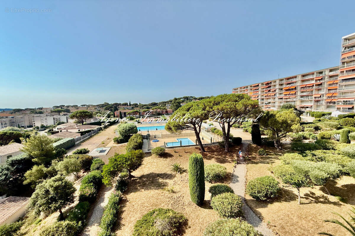 Appartement 73 m² à Sainte-Maxime  - photo 4