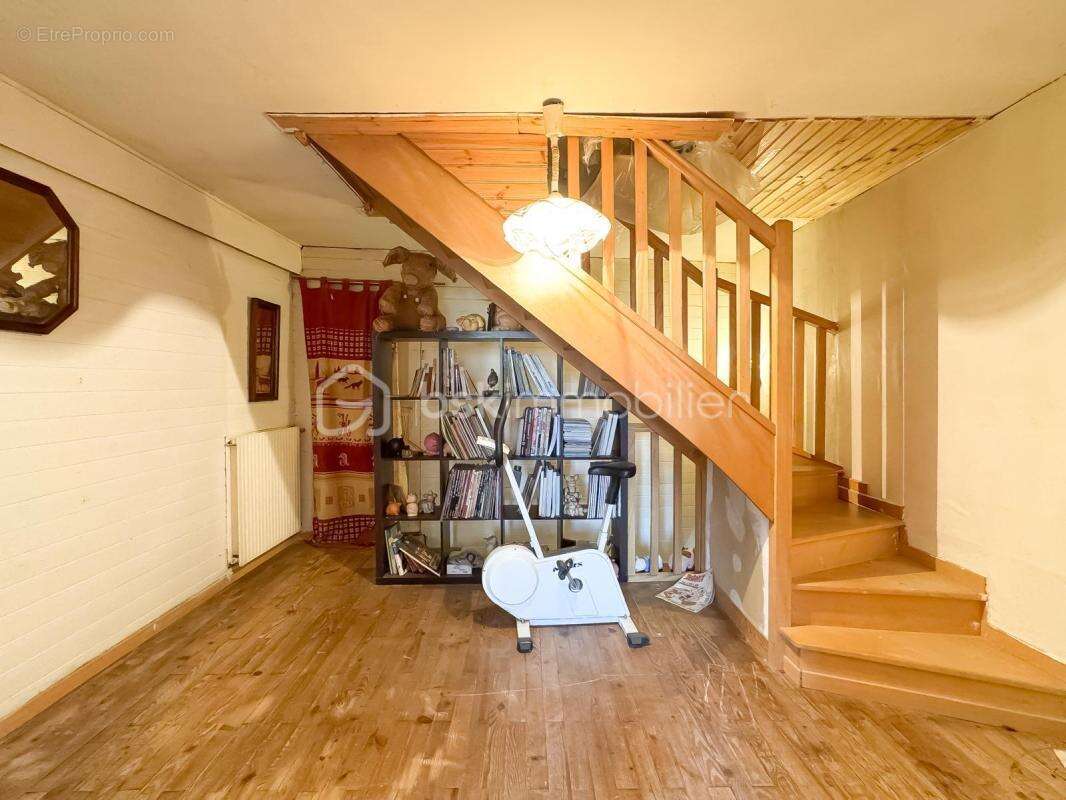 Maison à QUINCY-VOISINS