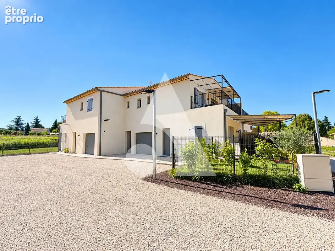 Appartement à LOURMARIN