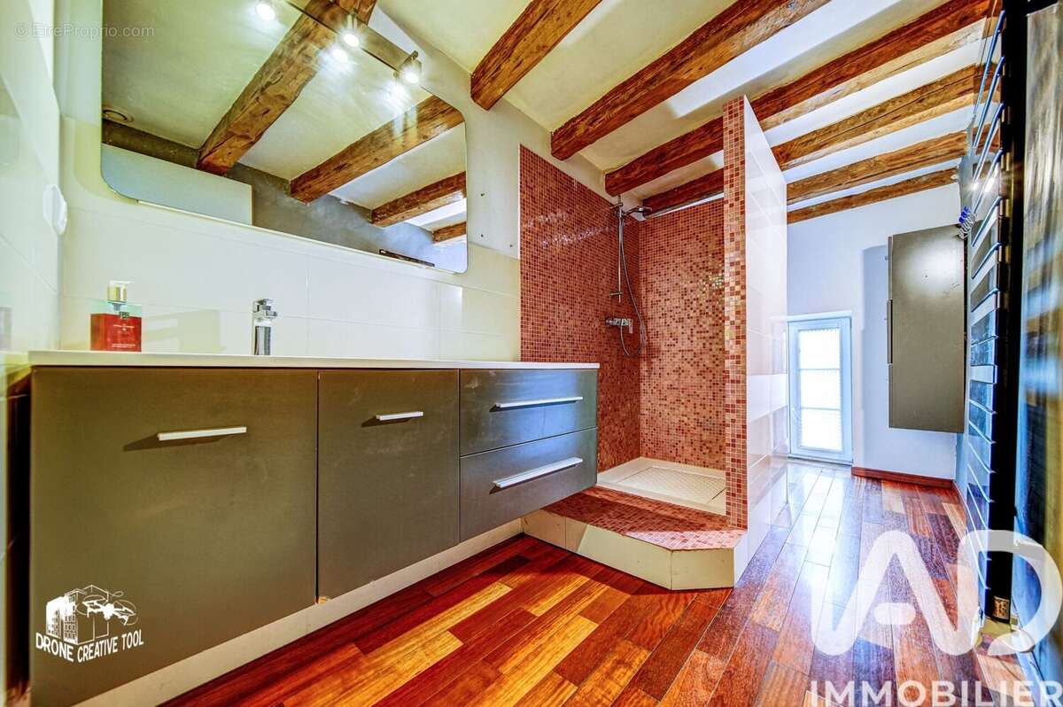 Maison 176 m² à Vaux  - photo 8