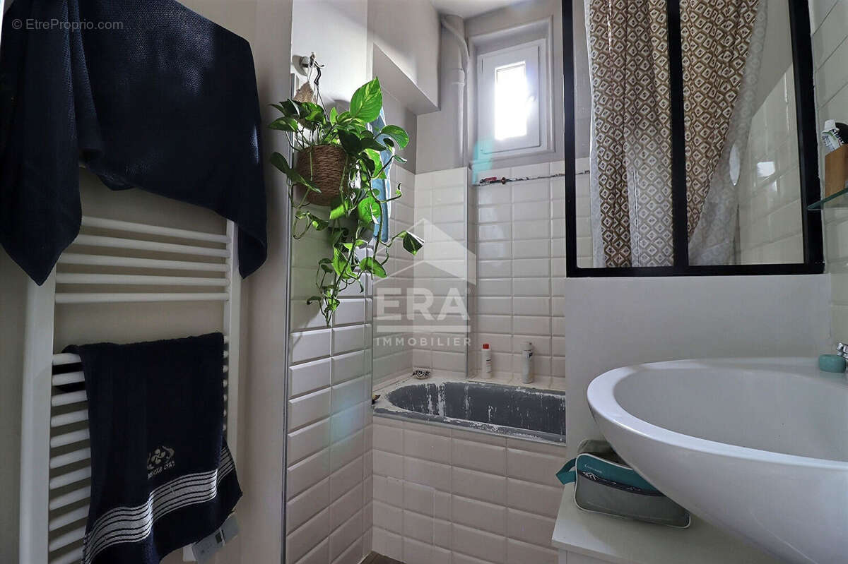 Appartement à COLOMBES