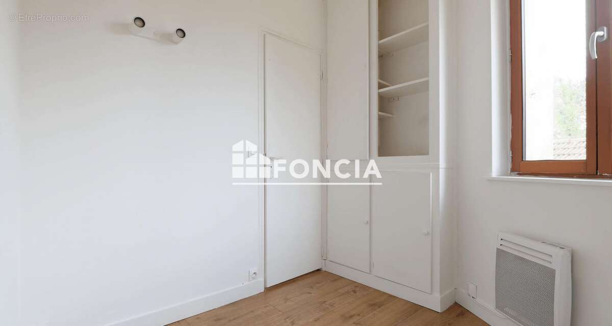 Appartement à CORBEIL-ESSONNES