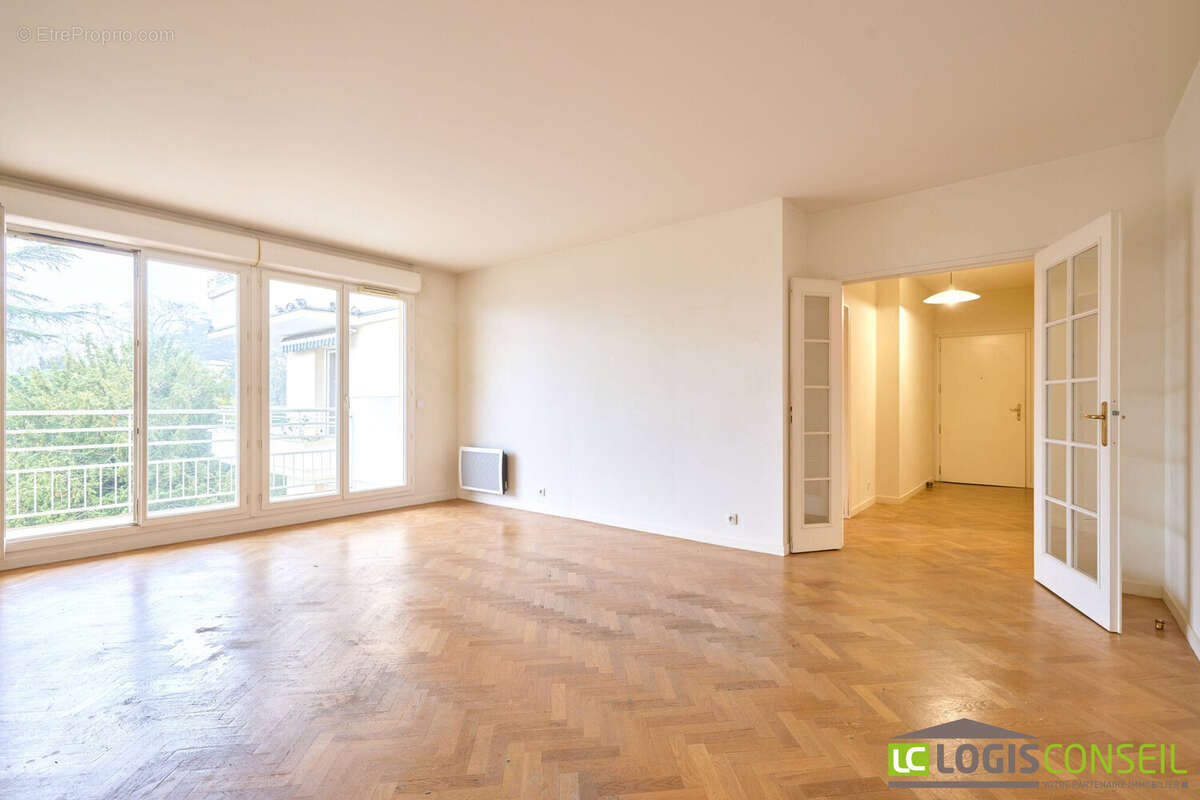 Appartement à CHATILLON
