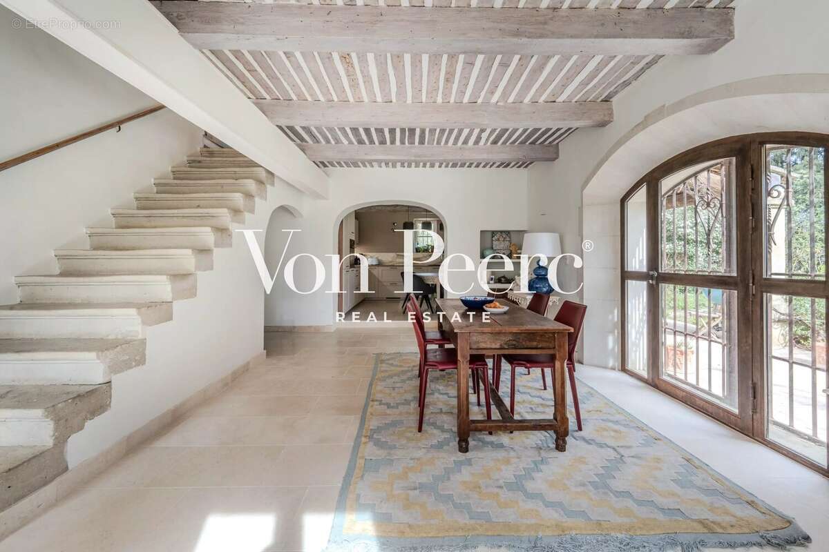 Maison à PLAN-D'ORGON