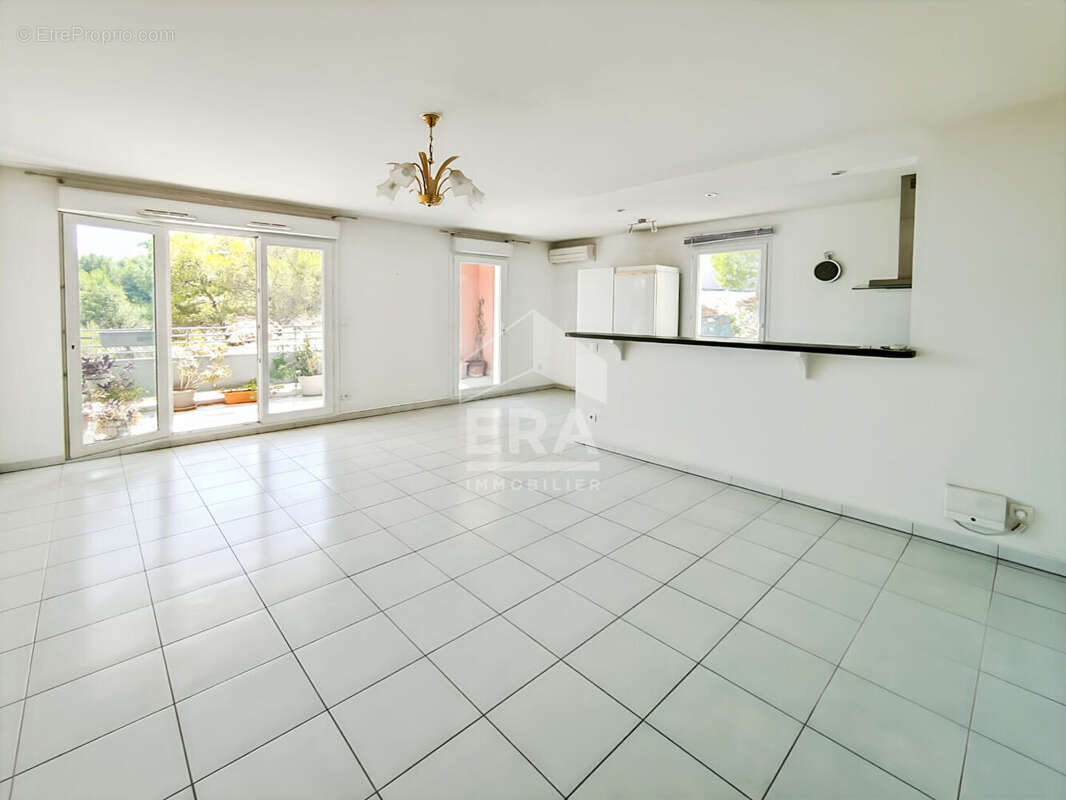 Appartement à SEPTEMES-LES-VALLONS