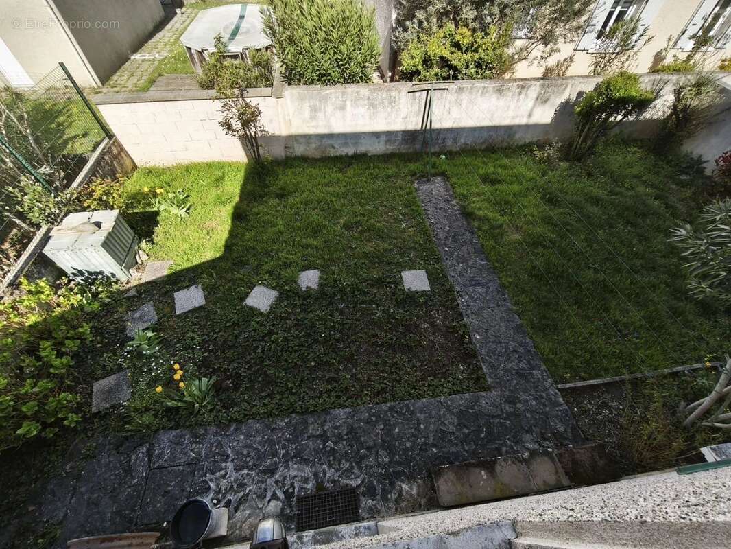 Maison à SAINT-MARCEL-LES-VALENCE