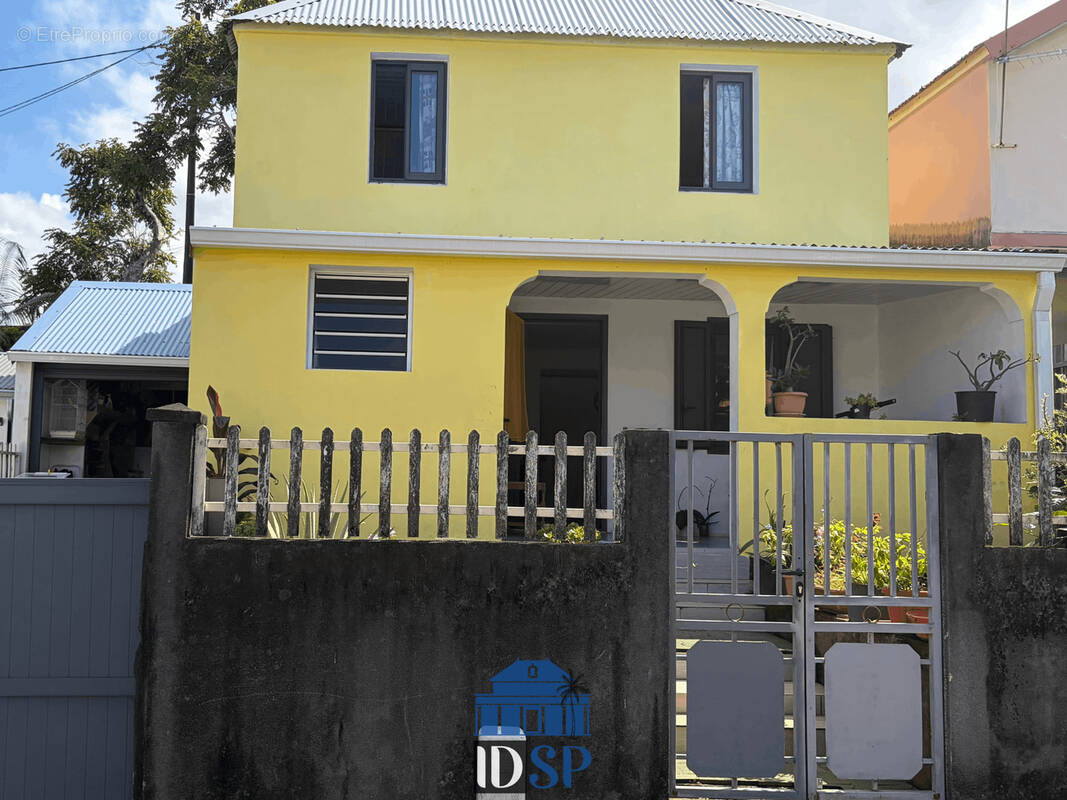 Maison à SAINT-JOSEPH