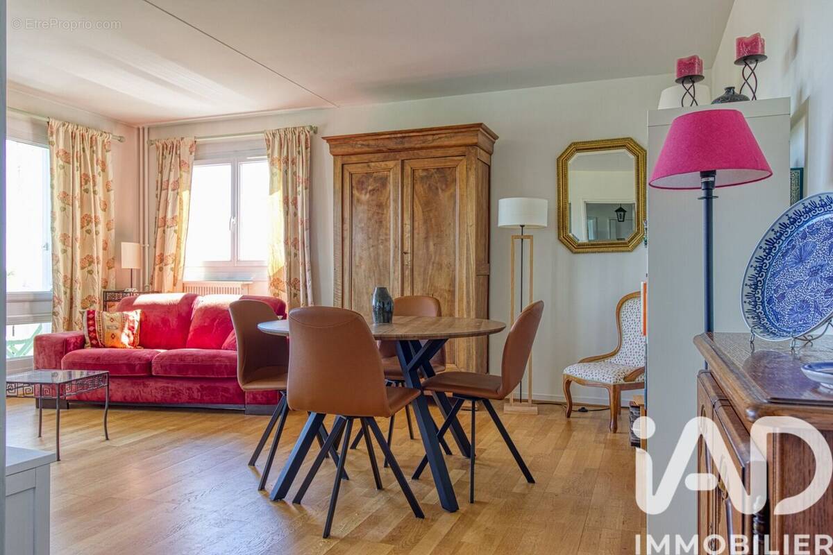 Photo 1 - Appartement à TAVERNY