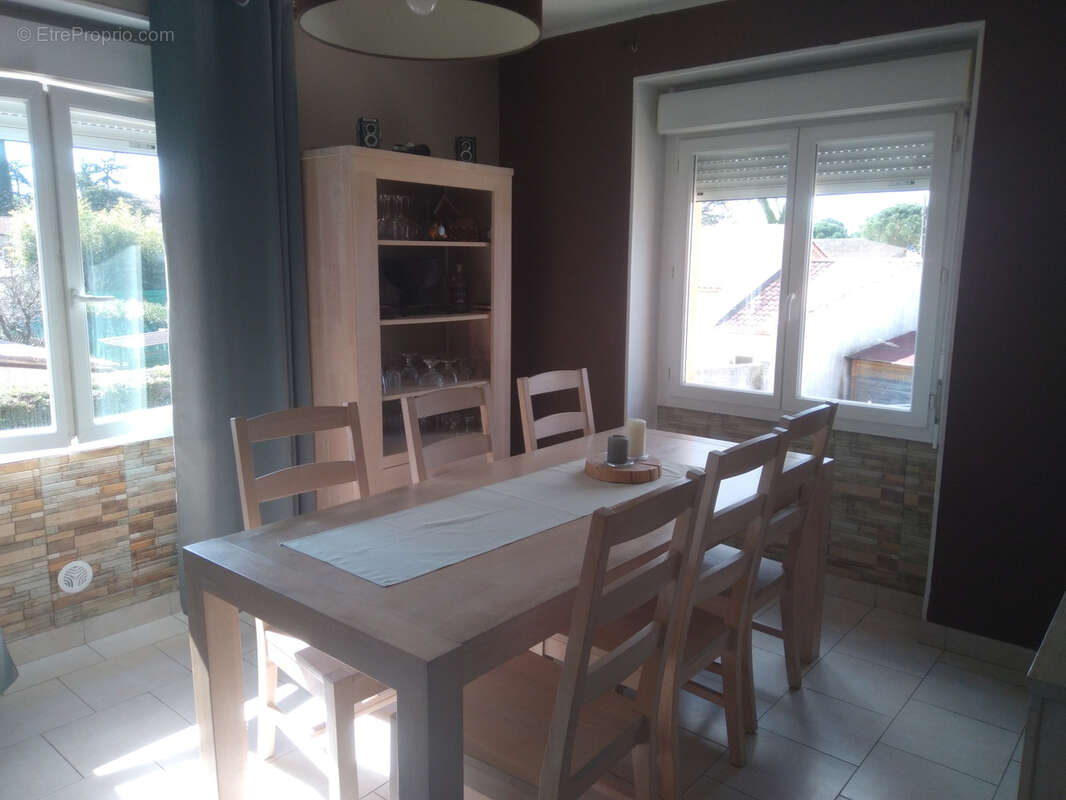 Maison à RIBAUTE-LES-TAVERNES