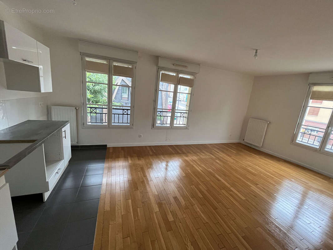 Appartement à CHAVILLE